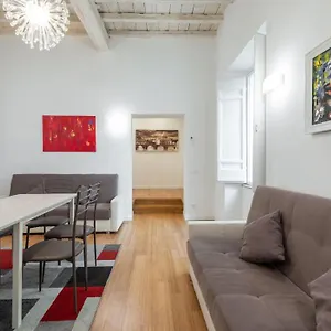 Restored - Stunning Pantheon View Apartment Rome