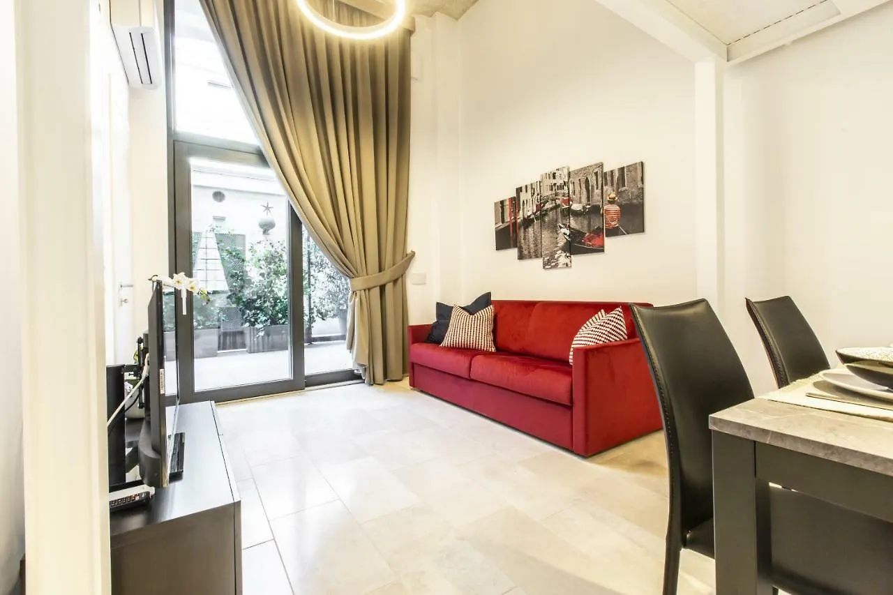 Apartmán Elegant Fornasa Vecia, Canal View With A Beautiful Garden R&R Benátky Itálie